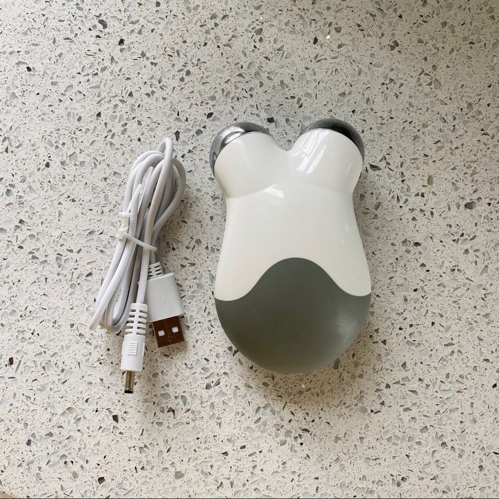 NuFace Mini